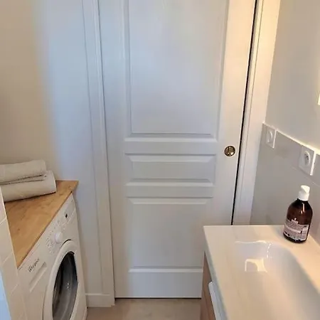 Appartement Very Bright And Spacious In *
