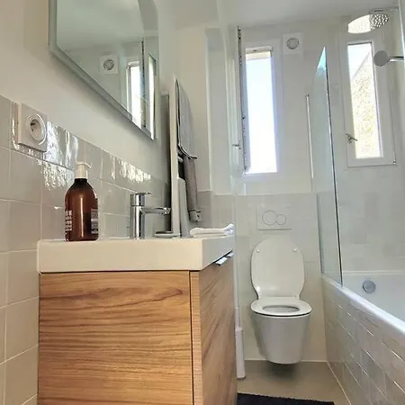 Appartement Very Bright And Spacious In Paris